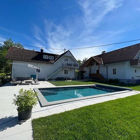 Ferienwohnung Ramsbacher フェルデン・アム・ヴェルターゼー エクステリア 写真